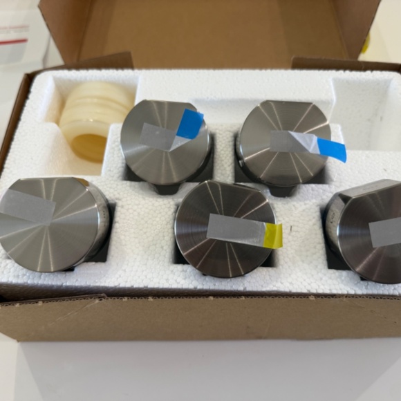 NEW Wolf Stainless Steel Knobs Factory SET OF 5 #826986 for Sub Zero Gas Cooktop - Picture 4 of 7